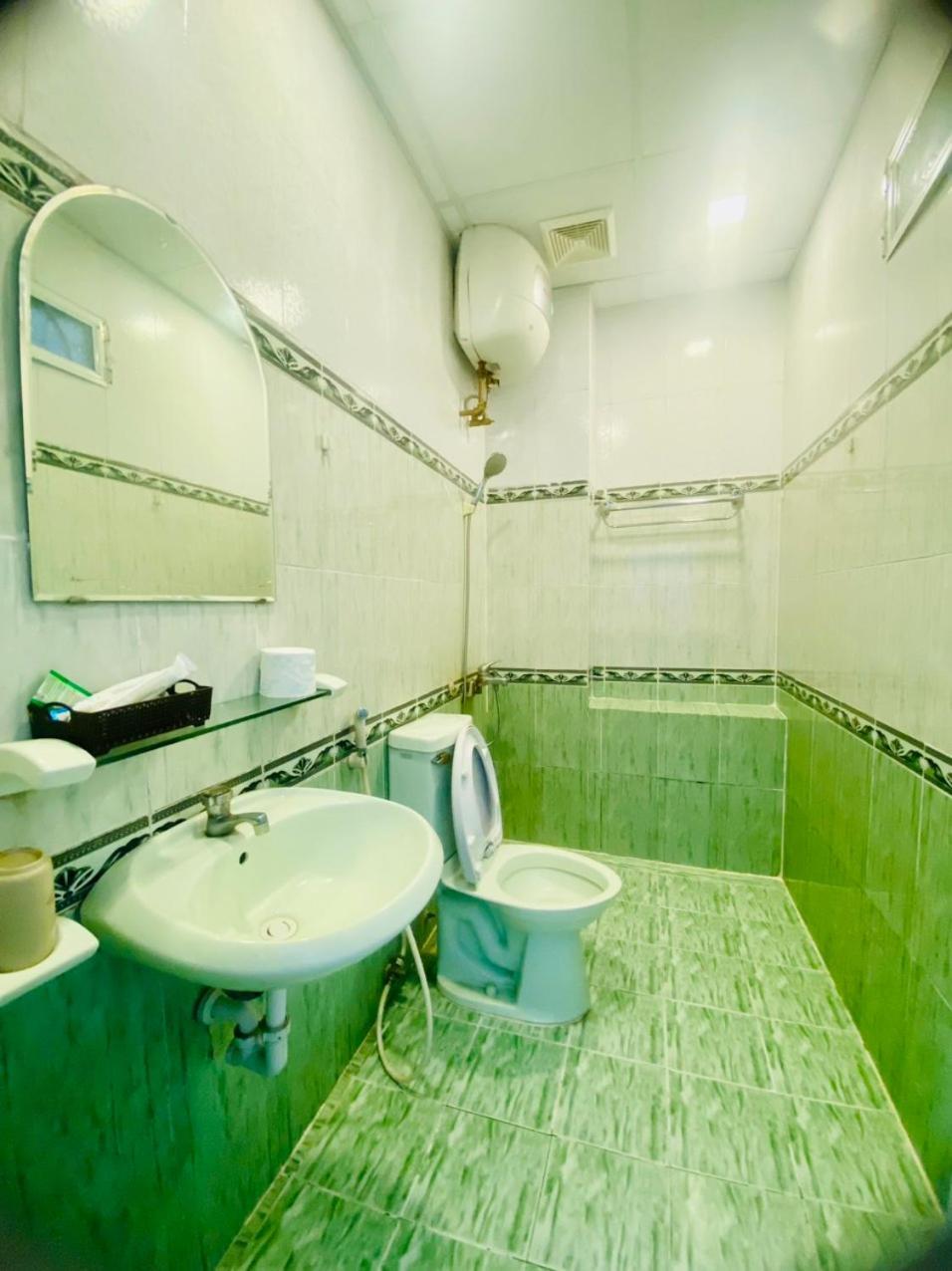 Khách Sạn LÊ VŨ Da Lat Exterior foto